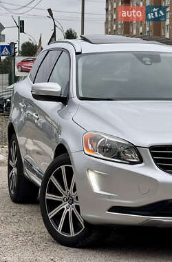 Внедорожник / Кроссовер Volvo XC60 2015 в 
