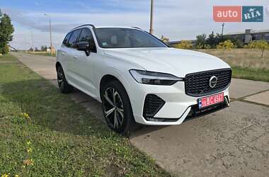Внедорожник / Кроссовер Volvo XC60 2023 в 