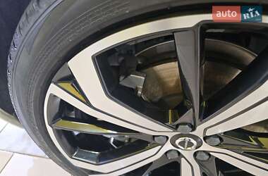 Внедорожник / Кроссовер Volvo XC60 2023 в 