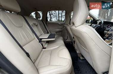Внедорожник / Кроссовер Volvo XC60 2012 в 