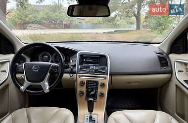Внедорожник / Кроссовер Volvo XC60 2012 в 
