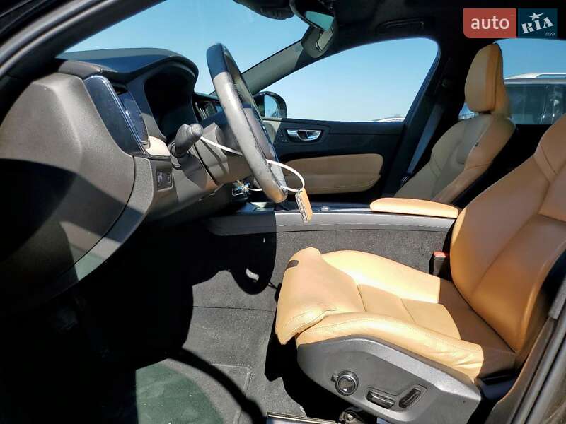 Позашляховик / Кросовер Volvo XC60 2020 в Черкасах