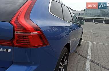 Внедорожник / Кроссовер Volvo XC60 2018 в 