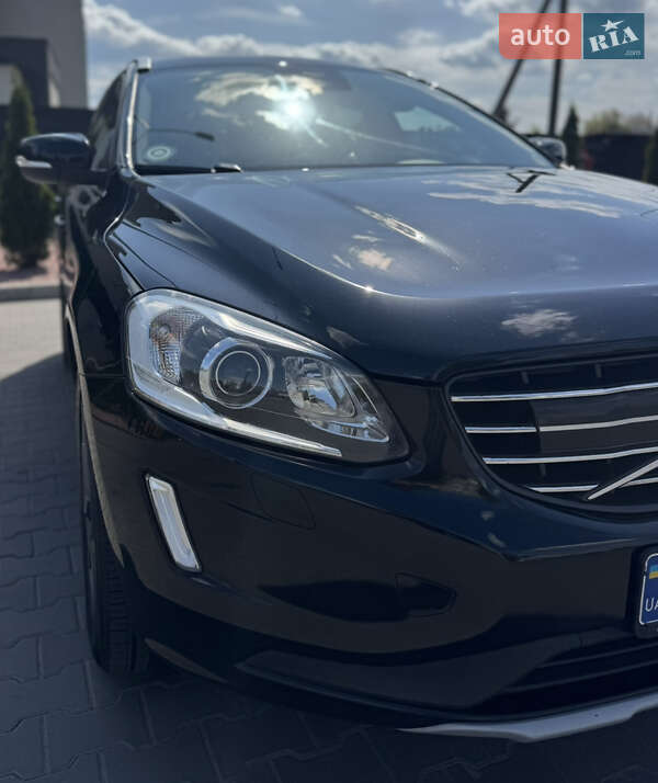 Внедорожник / Кроссовер Volvo XC60 2016 в Луцке