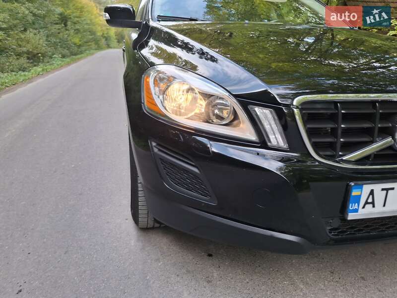 Позашляховик / Кросовер Volvo XC60 2012 в Івано-Франківську