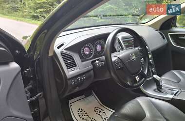 Внедорожник / Кроссовер Volvo XC60 2012 в 