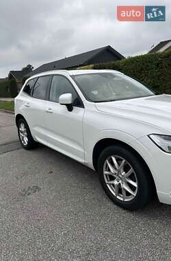 Позашляховик / Кросовер Volvo XC60 2017 в Львові
