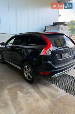 Внедорожник / Кроссовер Volvo XC60 2013 в 