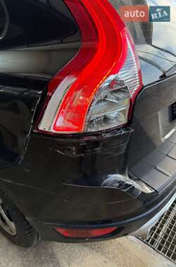 Внедорожник / Кроссовер Volvo XC60 2013 в 