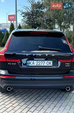Позашляховик / Кросовер Volvo XC60 2018 в  фото 5 Позашляховик / Кросовер Volvo XC60 2018 в