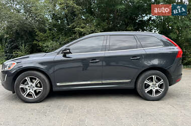 Внедорожник / Кроссовер Volvo XC60 2015 в 