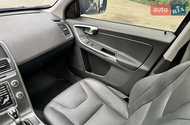 Внедорожник / Кроссовер Volvo XC60 2015 в 