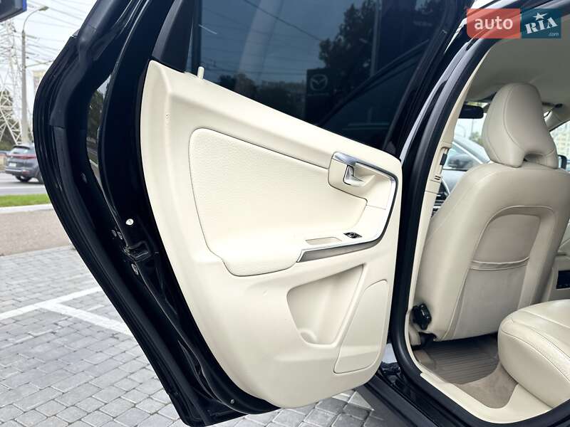 Внедорожник / Кроссовер Volvo XC60 2009 в Одессе
