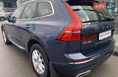 Внедорожник / Кроссовер Volvo XC60 2018 в 