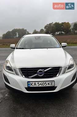 Внедорожник / Кроссовер Volvo XC60 2012 в 