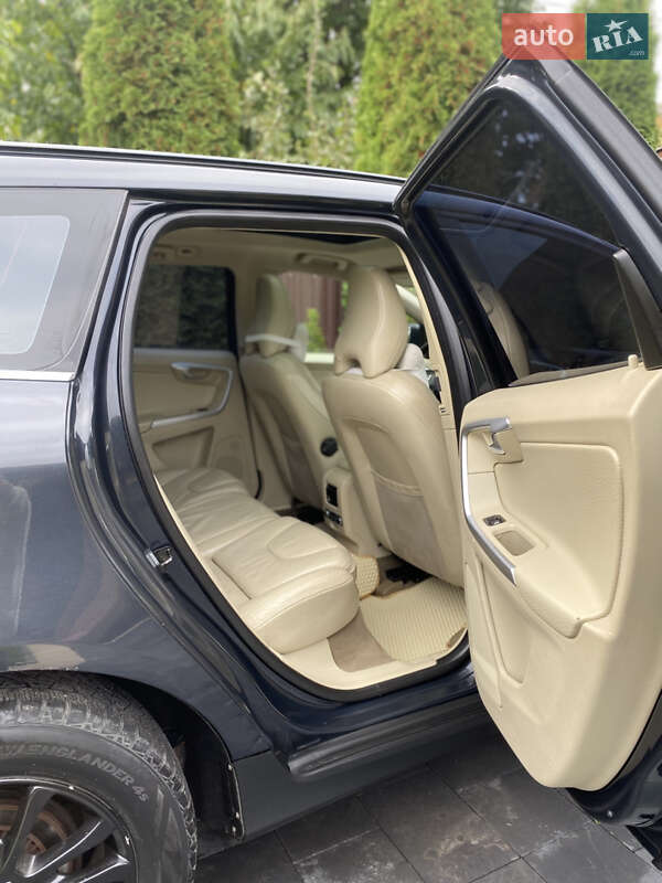 Внедорожник / Кроссовер Volvo XC60 2009 в Луцке