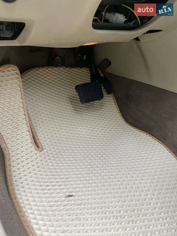 Внедорожник / Кроссовер Volvo XC60 2009 в Луцке