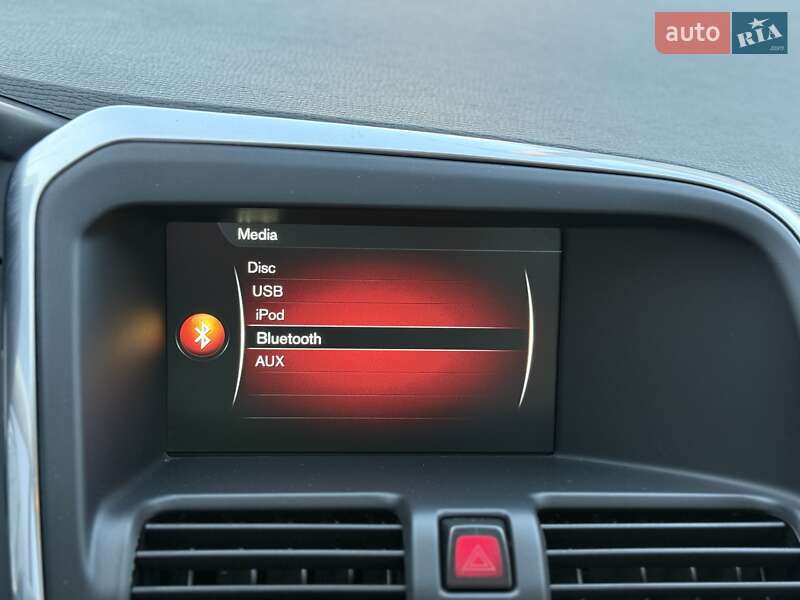 Внедорожник / Кроссовер Volvo XC60 2016 в Львове