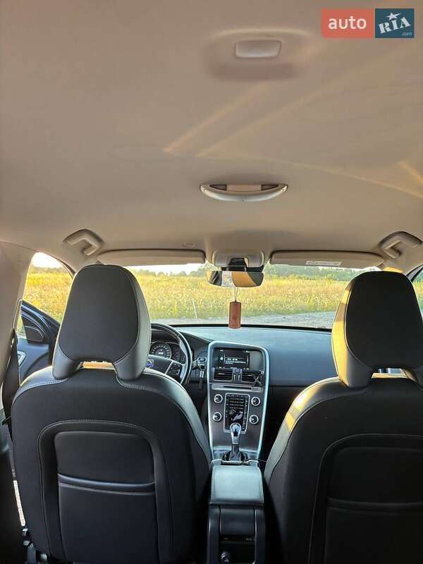 Внедорожник / Кроссовер Volvo XC60 2015 в Виннице фото 18 Внедорожник / Кроссовер Volvo XC60 2015 в Виннице