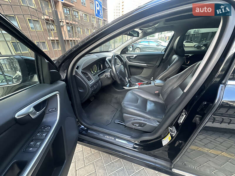 Позашляховик / Кросовер Volvo XC60 2015 в Одесі фото 10 Позашляховик / Кросовер Volvo XC60 2015 в Одесі