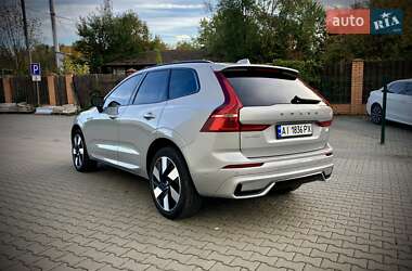 Внедорожник / Кроссовер Volvo XC60 2023 в 
