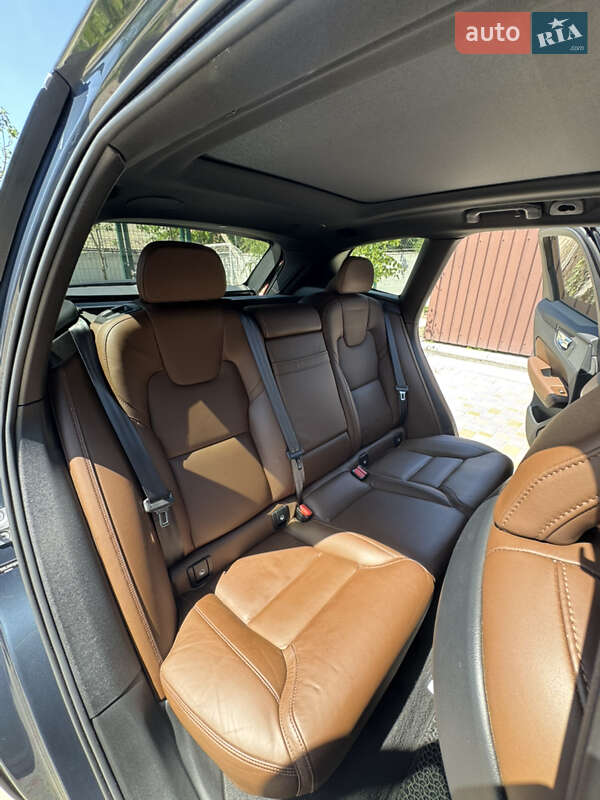 Позашляховик / Кросовер Volvo XC60 2020 в Кременчуці