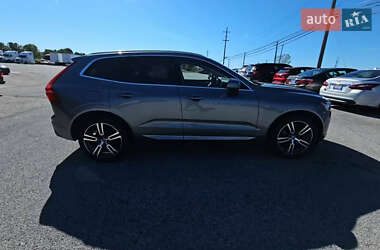Внедорожник / Кроссовер Volvo XC60 2018 в 