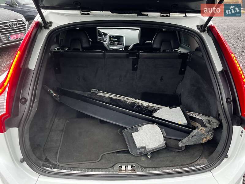 Внедорожник / Кроссовер Volvo XC60 2015 в Луцке