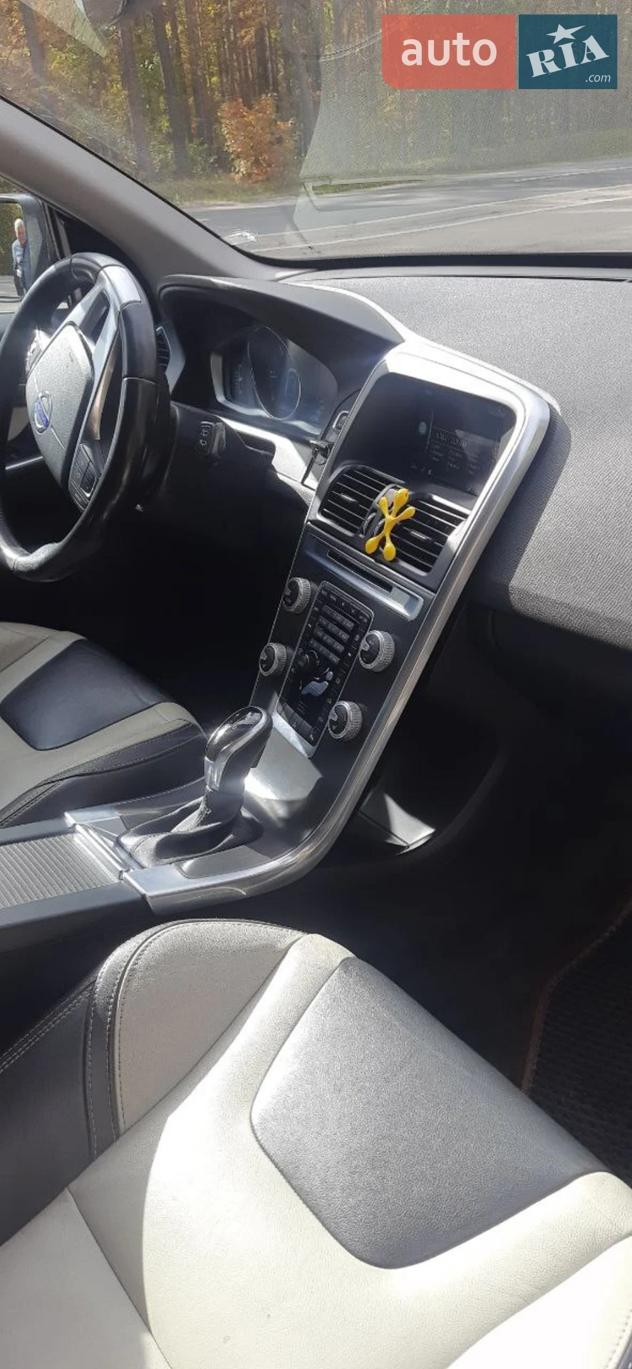 2015 Volvo XC60 - мініатюра 8