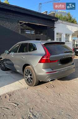 Позашляховик / Кросовер Volvo XC60 2020 в 