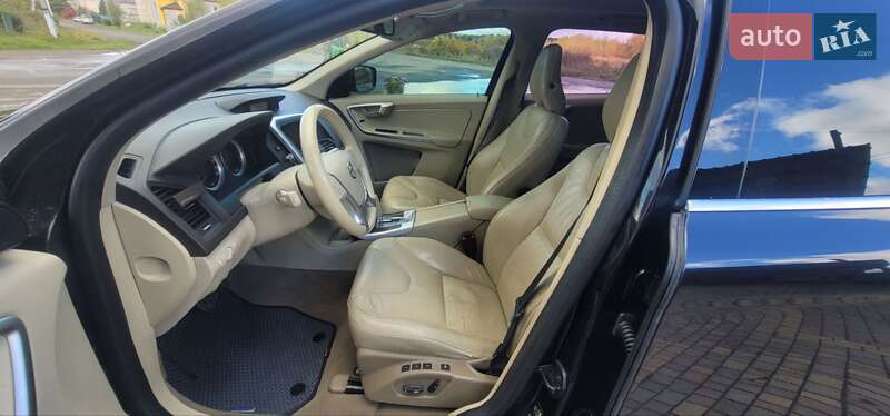 Позашляховик / Кросовер Volvo XC60 2010 в Хмельницькому фото 4 Позашляховик / Кросовер Volvo XC60 2010 в Хмельницькому