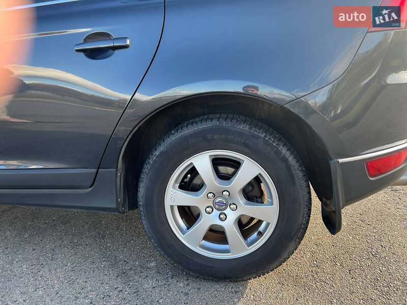 Внедорожник / Кроссовер Volvo XC60 2008 в Сумах