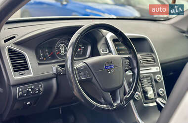 Внедорожник / Кроссовер Volvo XC60 2014 в 