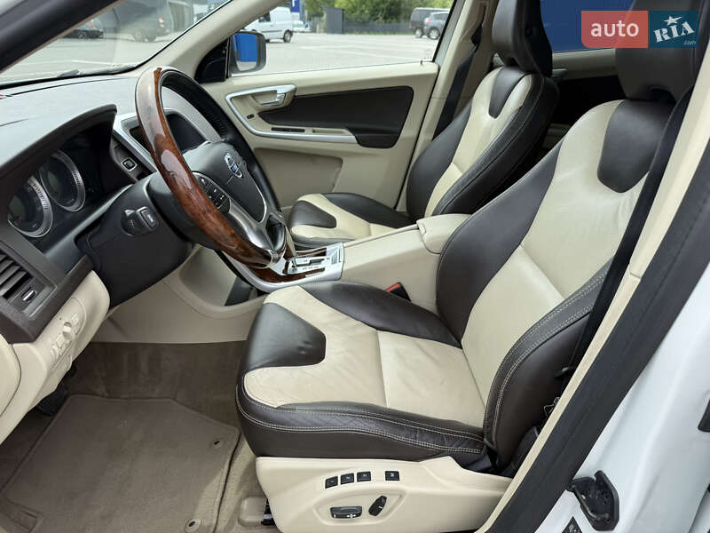 Внедорожник / Кроссовер Volvo XC60 2012 в Ровно