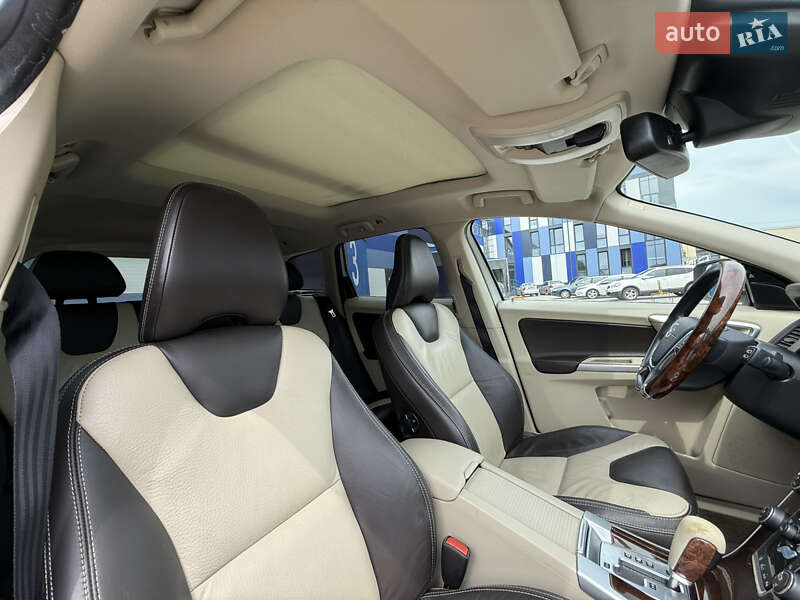 Внедорожник / Кроссовер Volvo XC60 2012 в Ровно