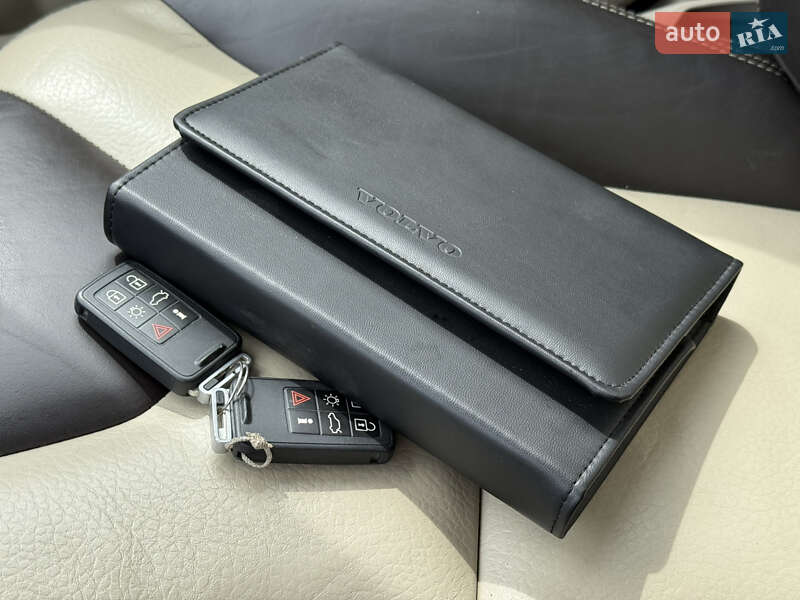 Внедорожник / Кроссовер Volvo XC60 2012 в Ровно