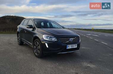 Внедорожник / Кроссовер Volvo XC60 2017 в 