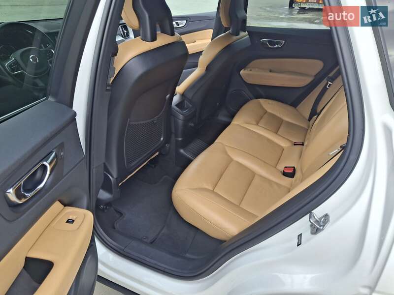 Позашляховик / Кросовер Volvo XC60 2017 в Кам'янець-Подільському фото 31 Позашляховик / Кросовер Volvo XC60 2017 в Кам'янець-Подільському