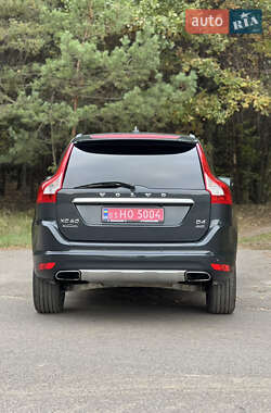 Позашляховик / Кросовер Volvo XC60 2014 в 