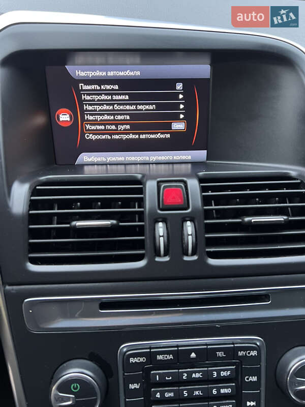 Позашляховик / Кросовер Volvo XC60 2014 в Луцьку