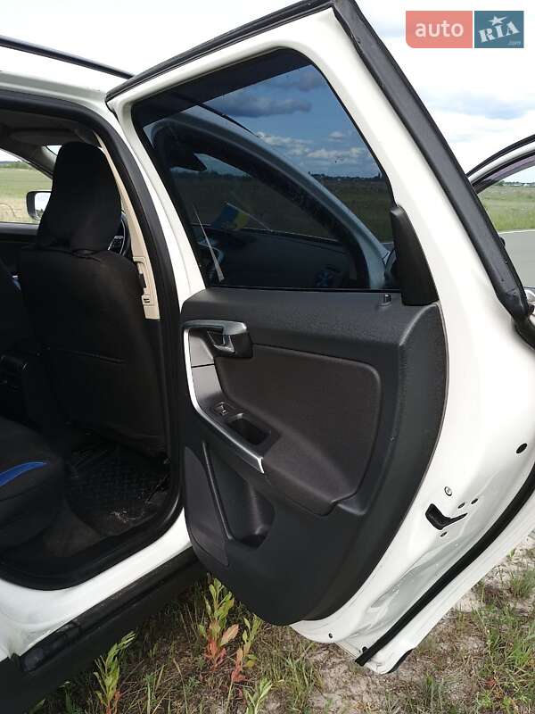 Позашляховик / Кросовер Volvo XC60 2010 в Рівному