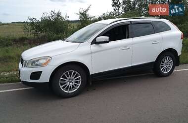 Позашляховик / Кросовер Volvo XC60 2010 в 