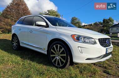 Внедорожник / Кроссовер Volvo XC60 2014 в 