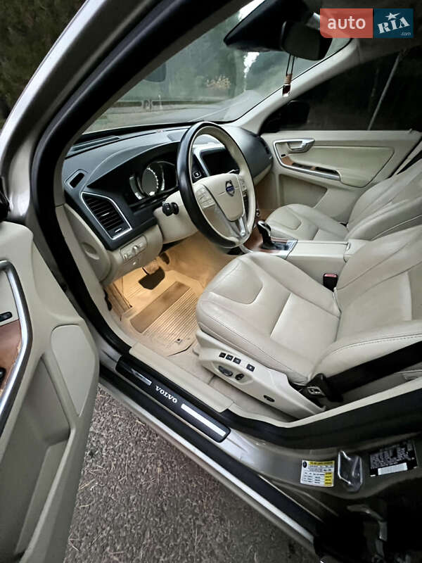 Позашляховик / Кросовер Volvo XC60 2015 в Луцьку фото 34 Позашляховик / Кросовер Volvo XC60 2015 в Луцьку