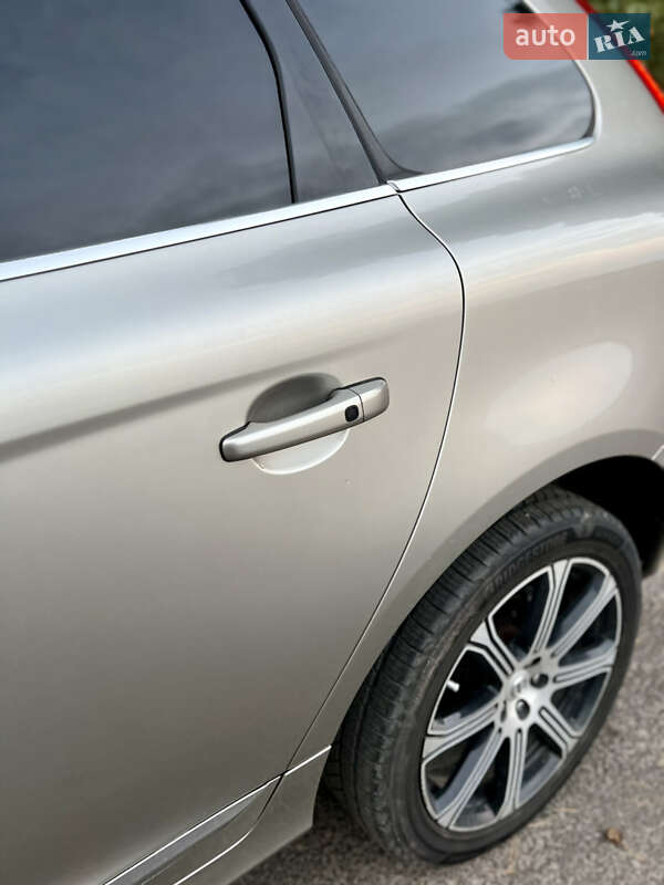 Позашляховик / Кросовер Volvo XC60 2015 в Луцьку фото 55 Позашляховик / Кросовер Volvo XC60 2015 в Луцьку