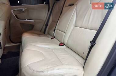 Внедорожник / Кроссовер Volvo XC60 2013 в 