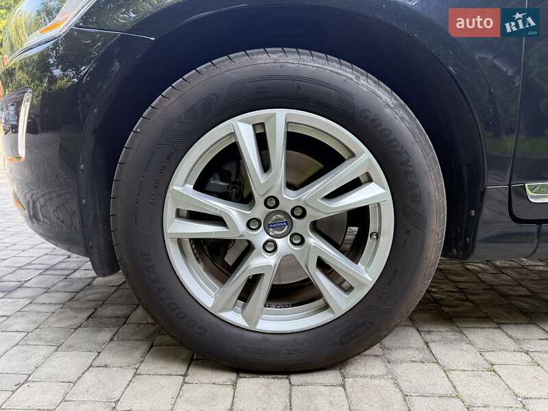 Позашляховик / Кросовер Volvo XC60 2014 в Львові фото 6 Позашляховик / Кросовер Volvo XC60 2014 в Львові