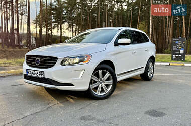 Внедорожник / Кроссовер Volvo XC60 2017 в 
