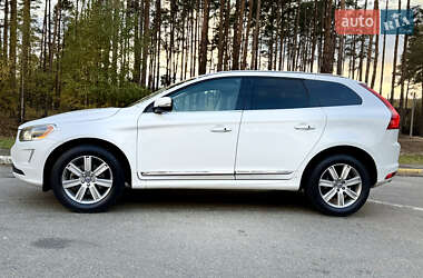 Внедорожник / Кроссовер Volvo XC60 2017 в 