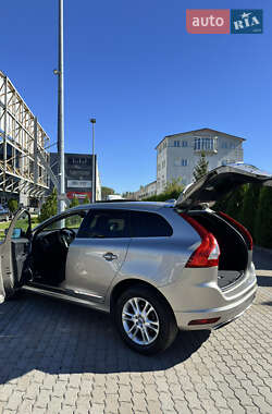 Внедорожник / Кроссовер Volvo XC60 2014 в 